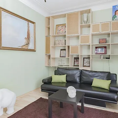 Appartamento Paulmarie On Kozlova Street Minsk